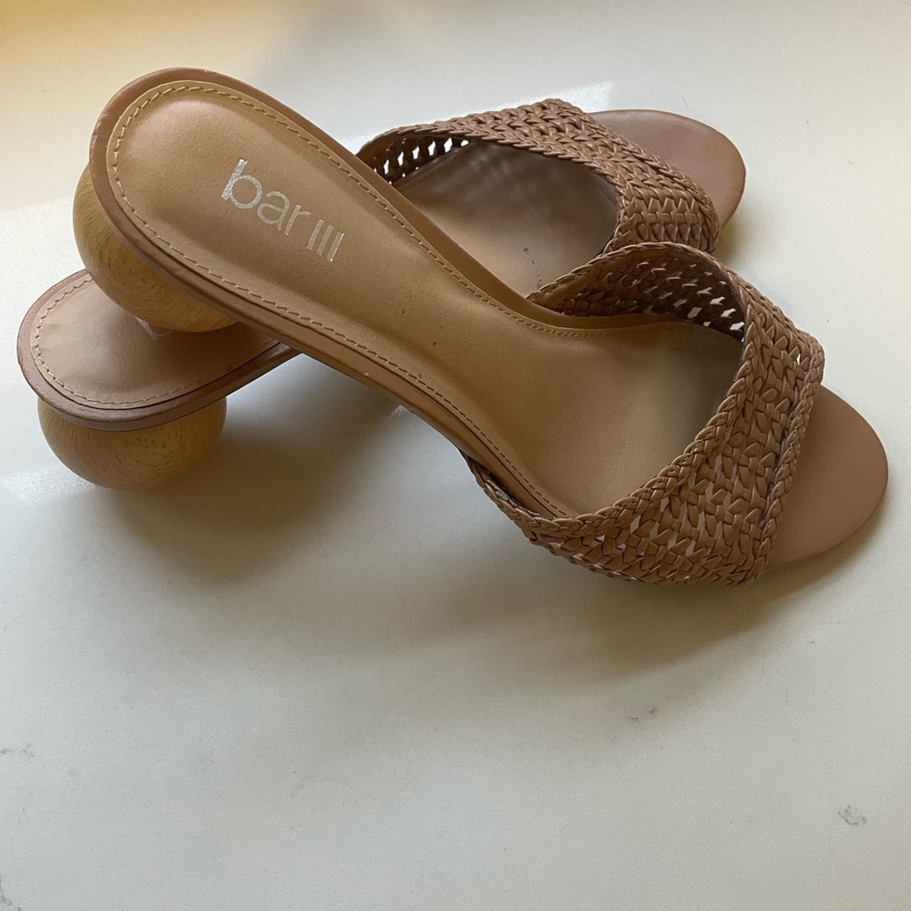 Bar III Woman Sandals